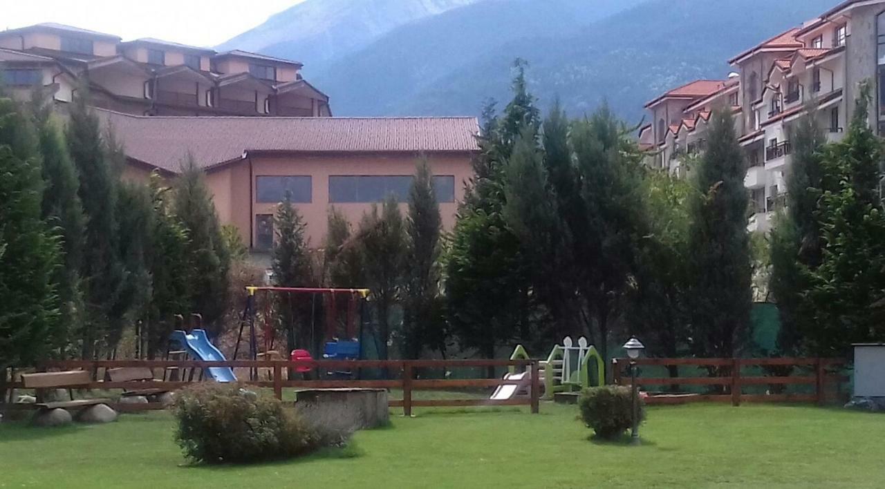 U Kompleksu Royal Towers * Bansko